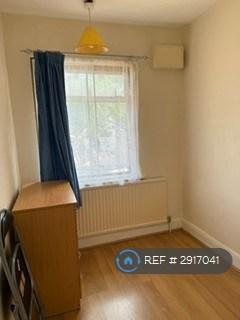 House in Hounslow - More