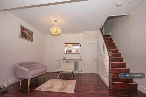 undefined, Stander Road, London, SW18