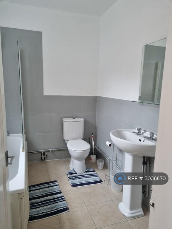 House in Leicester - View 5