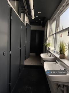 Studio to rent, Oriental Place, Brighton, BN1