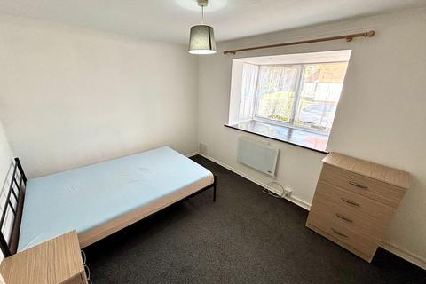1 bedroom apartment for sale, Braithwaite Avenue, Romford, RM7