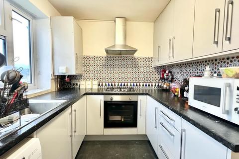 undefined, Mount Pleasant, Ilford IG1