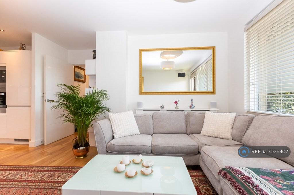 Apartment in London - View 3