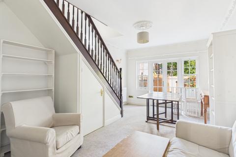 2 bedroom terraced house for sale, Willow Walk, Cambridge, Cambridgeshire