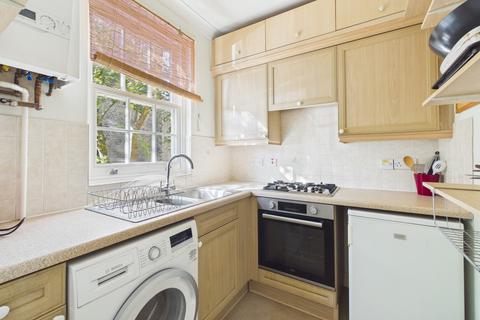 2 bedroom terraced house for sale, Willow Walk, Cambridge, Cambridgeshire