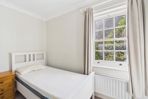 2 bedroom terraced house for sale, Willow Walk, Cambridge, Cambridgeshire