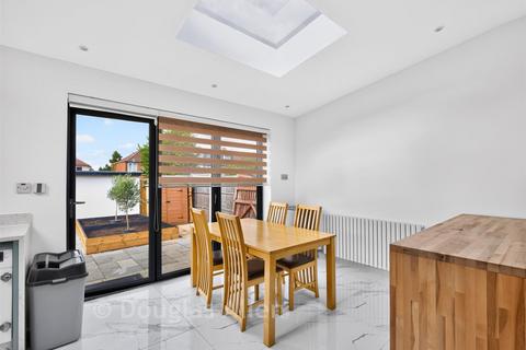4 bedroom semi-detached bungalow for sale, Crownhill Road, Woodford Green IG8