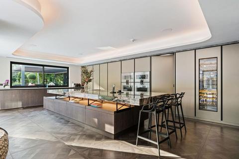 6 bedroom detached house for sale, Nan Clarks Lane, Mill Hill