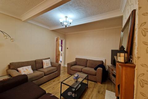 3 bedroom property to rent, Grange Road, STOURBRIDGE, DY9