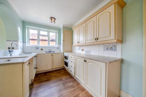 3 bedroom bungalow for sale, Arnside Road, Bexleyheath