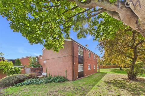 1 bedroom apartment to rent, Torquay Crescent, Stevenage, Hertfordshire, SG1 2RW.