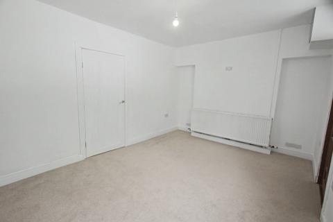 2 bedroom cottage for sale, Main Road, Maesycwmmer, Hengoed, CF82 7RP