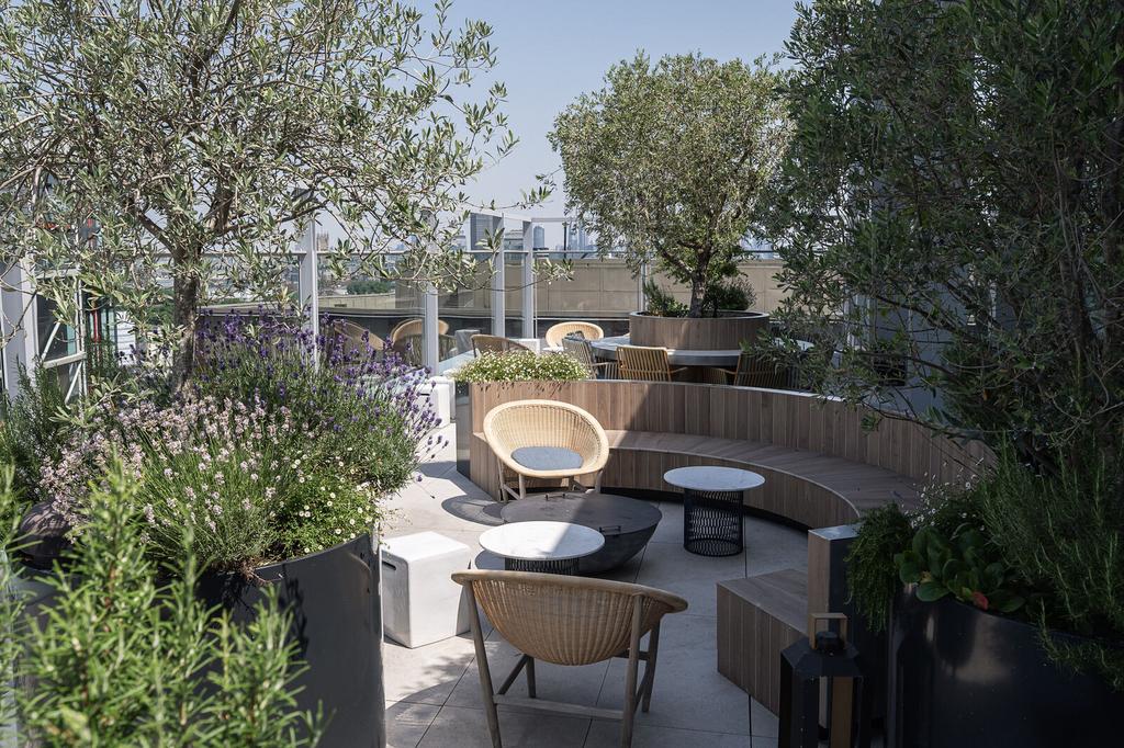 Apartment in London - More