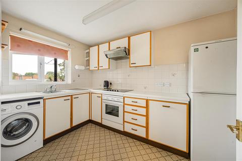 1 bedroom apartment for sale, St. Barnabas Road, Emmer Green, Reading
