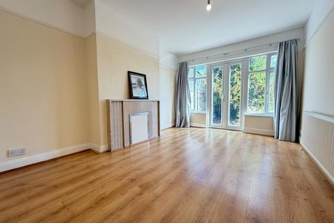 undefined, Kenton Lane, Harrow, HA3