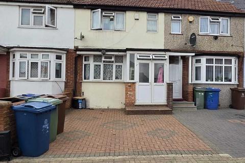 Dale Avenue, Edgware, HA8