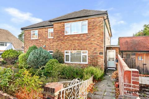 3 bedroom apartment for sale, Kings Avenue, Buckhurst Hill, IG9