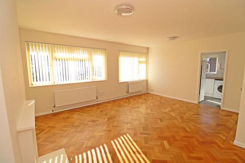 2 bedroom flat for sale, Penshurst Walk, Bromley, BR2