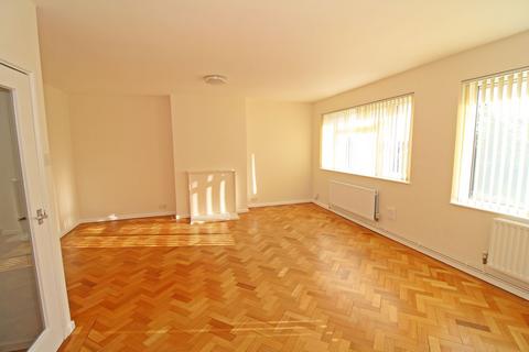 2 bedroom flat for sale, Penshurst Walk, Bromley, BR2