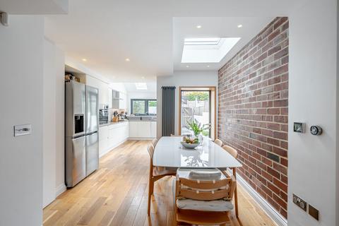 4 bedroom terraced house for sale, Valley Road, Harrogate, HG2