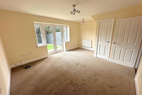 3 bedroom house to rent, Bottle Kiln Rise, Brierley Hill