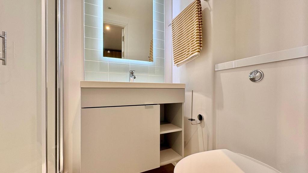 Apartment in London - View 2