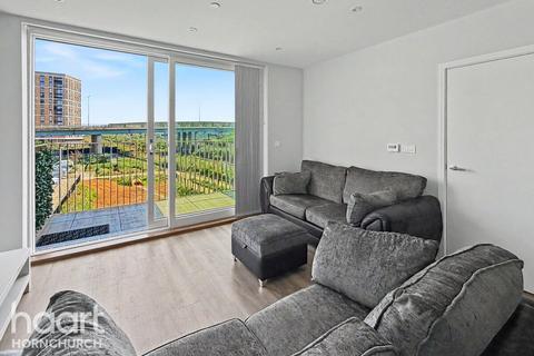1 bedroom apartment to rent, 1 Fairlane Road, Rainham