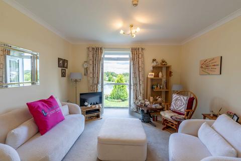 2 bedroom flat for sale, The Retreat, Auchlochan, ML11