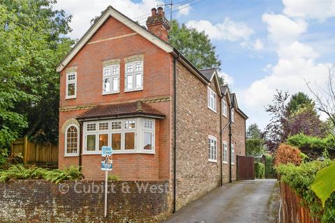 5 bedroom detached house for sale, Haywards Heath Road, Balcombe, Haywards Heath, West Sussex
