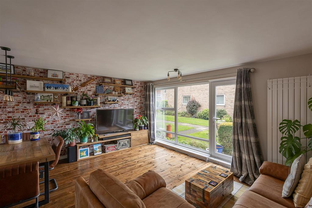 House in Newcastle upon Tyne - View 3