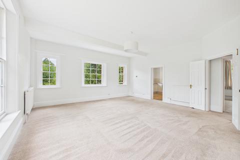 3 bedroom apartment to rent, Sutton Road, Maidenhead SL6