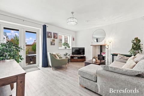 3 bedroom end of terrace house for sale, Coxtie Green Road, Pilgrims Hatch, CM14