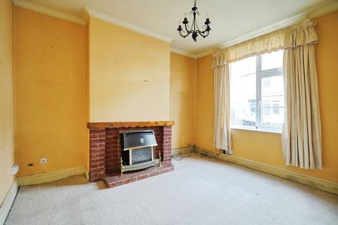 2 bedroom end of terrace house for sale, Highfield Street, Coalville, Leicestershire, LE67
