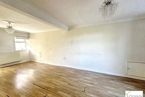 3 bedroom terraced house for sale, York Terrace, Georgetown, Tredegar