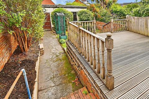 3 bedroom terraced house for sale, Ladysmith Road, Heavitree, Exeter, EX1