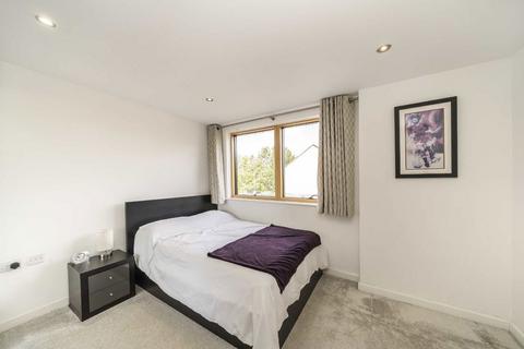 undefined, Gifford Road, London NW10
