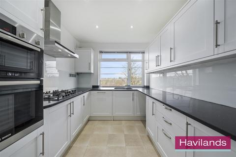 undefined, Winchmore Hill Road, London