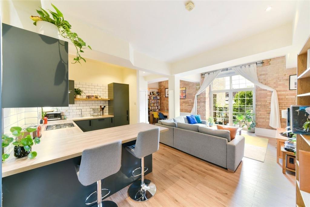Apartment in London - View 2
