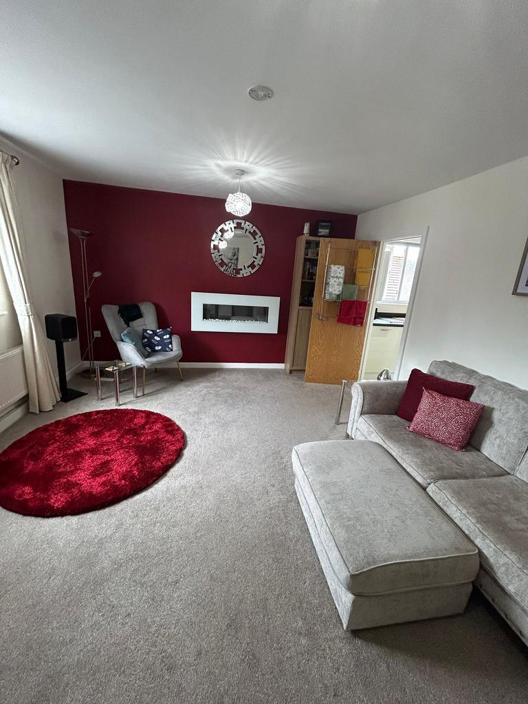 Apartment in Cardiff, Castle Quarter, Riverside - More