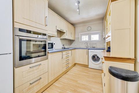 2 bedroom apartment for sale, Somers Place, Reigate RH2