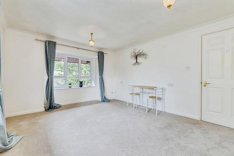 2 bedroom apartment for sale, Somers Place, Reigate RH2
