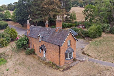 3 bedroom equestrian property for sale, Prinknash, Cranham, Gloucester, Gloucestershire, GL4