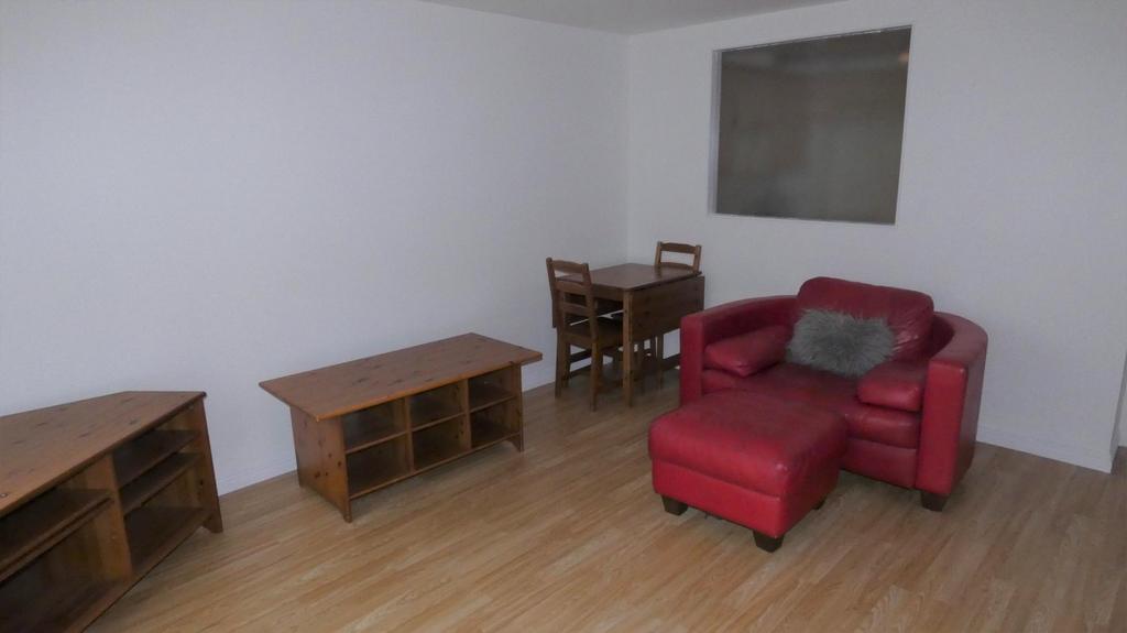 Apartment in Glasgow - View 5
