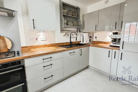 4 bedroom semi-detached house for sale, Whitworth Park Drive, Tyne and Wear DH4