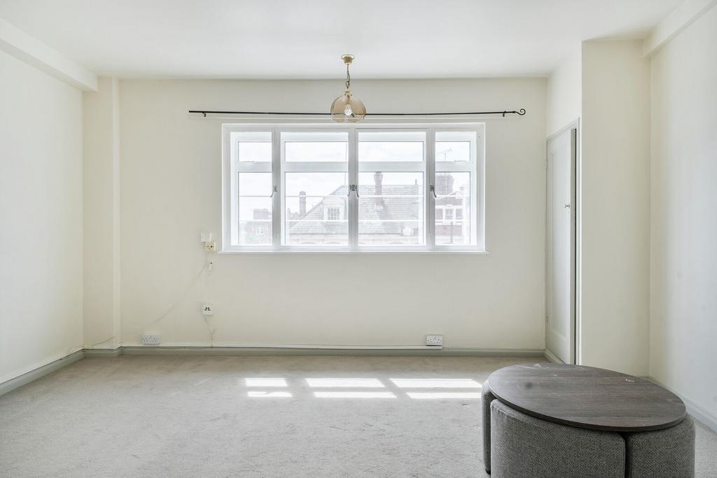 Apartment in London - View 2