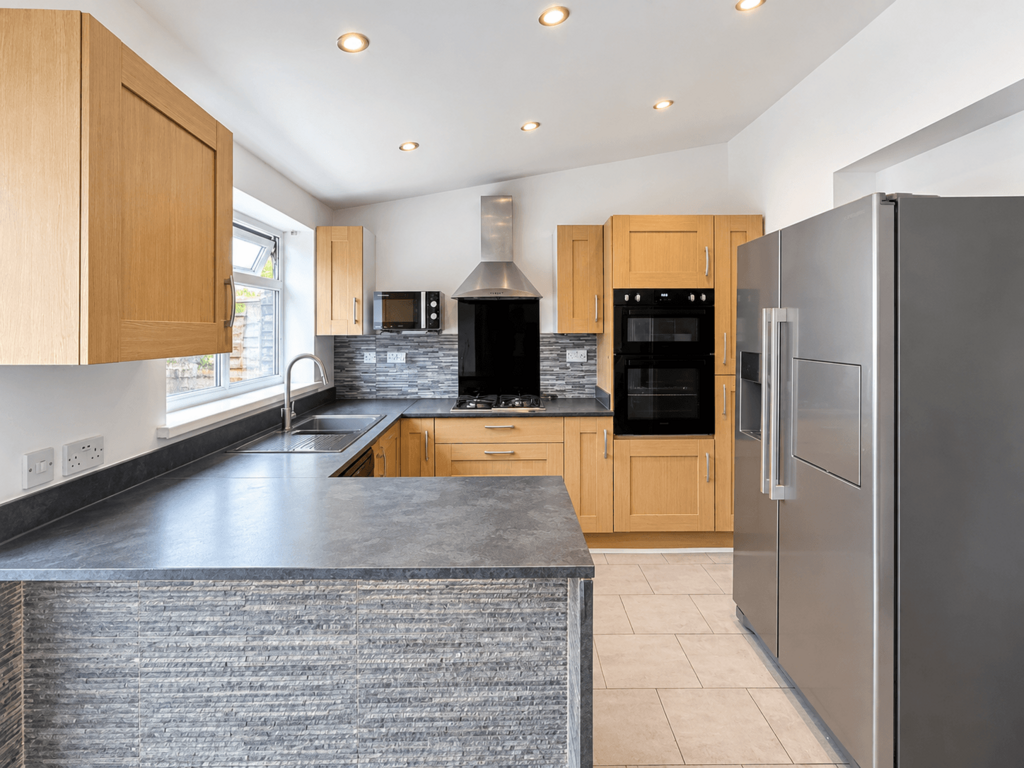 House in London - View 2