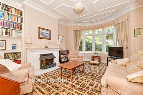 4 bedroom semi-detached house for sale, Monkhams Avenue, Woodford Green IG8