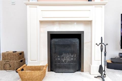 4 bedroom detached house for sale, Clovelly Road, Surrey GU26
