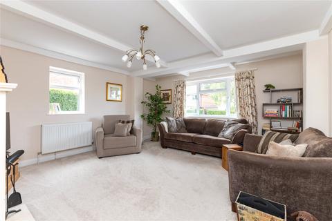 4 bedroom detached house for sale, Clovelly Road, Surrey GU26