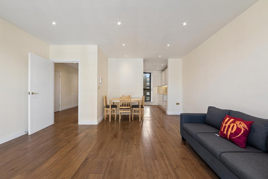 Apartment in London - View 2